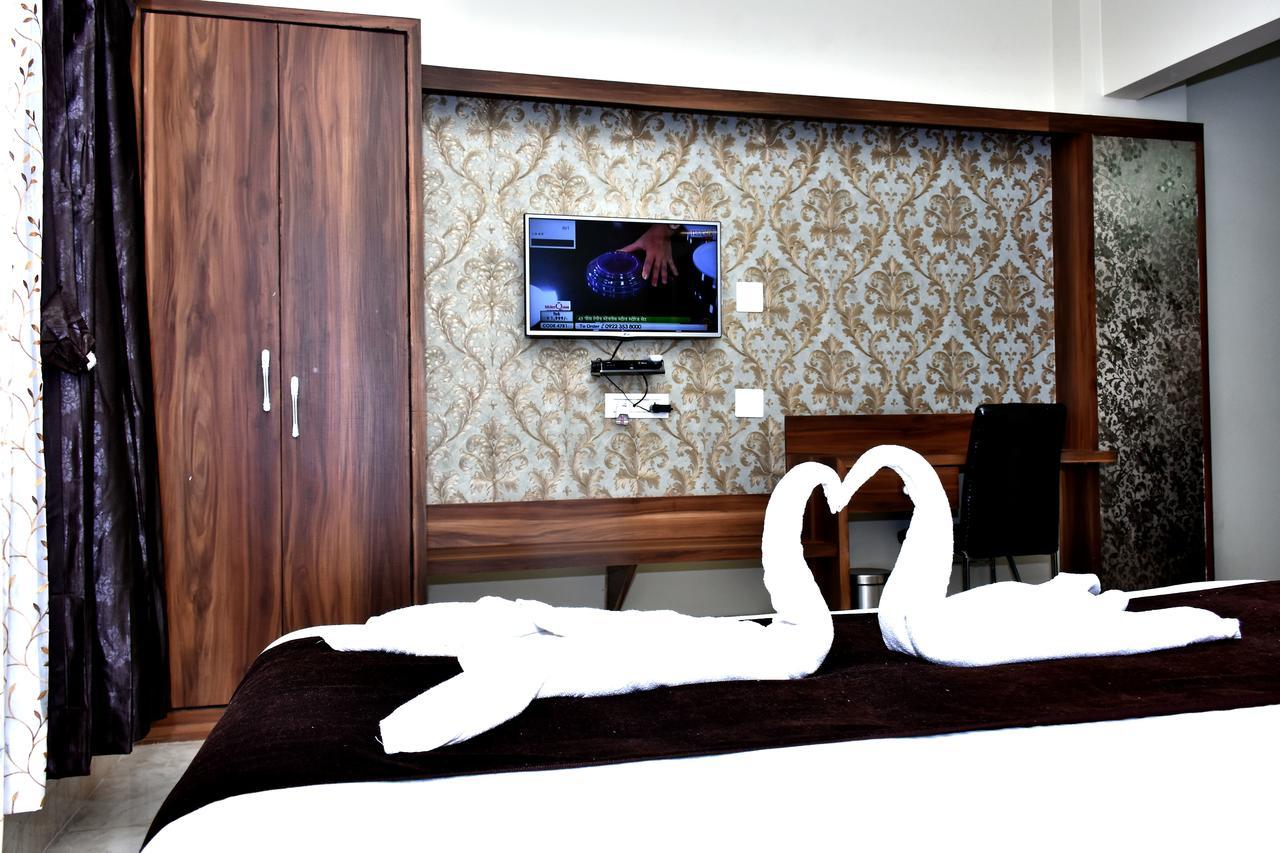 Hotel Daftari Palace Kishanganj Luaran gambar