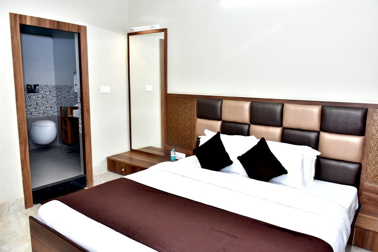 Hotel Daftari Palace Kishanganj Luaran gambar